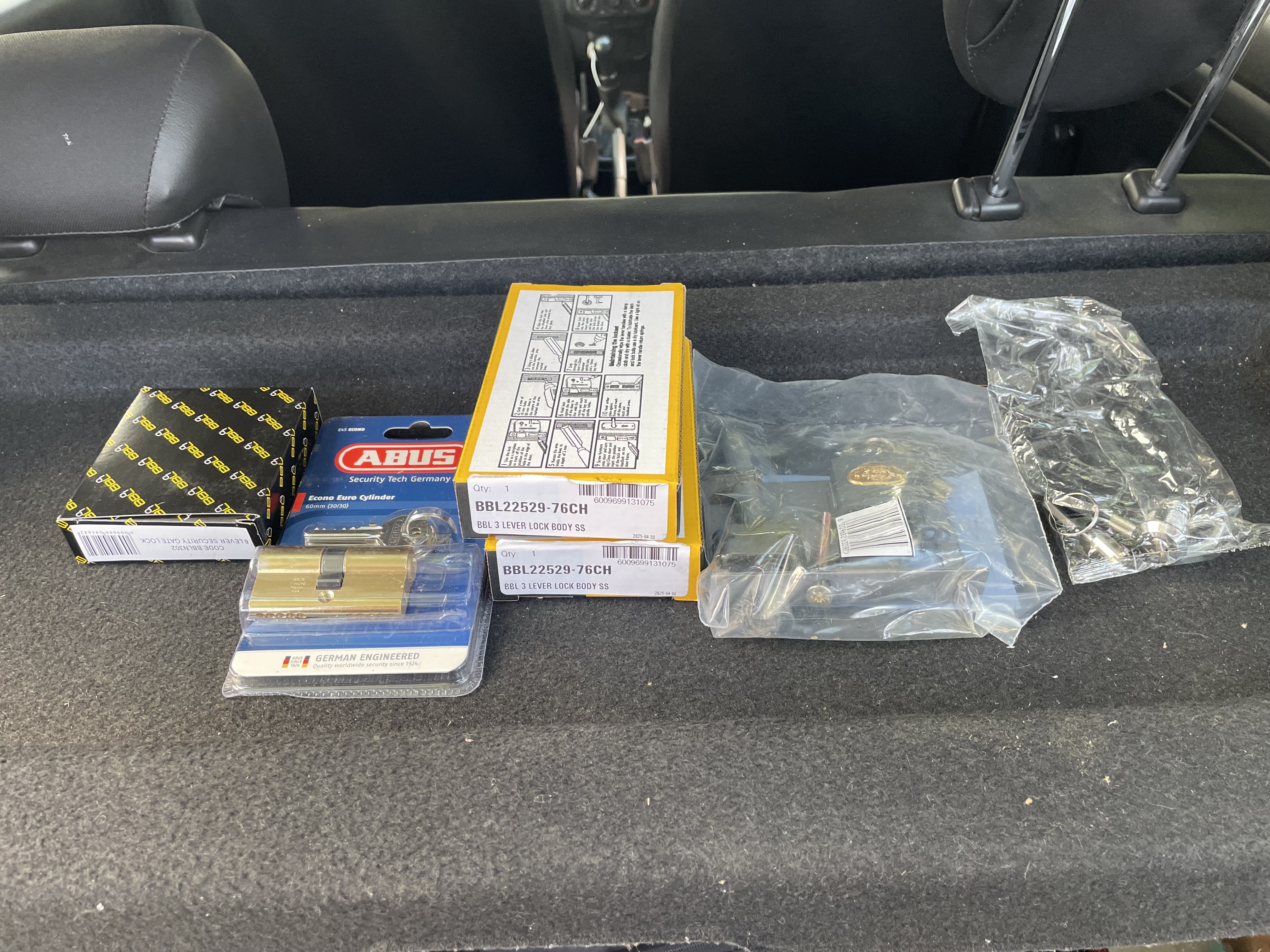 Emergency lock change in Rosebank - fast mobile locksmith service