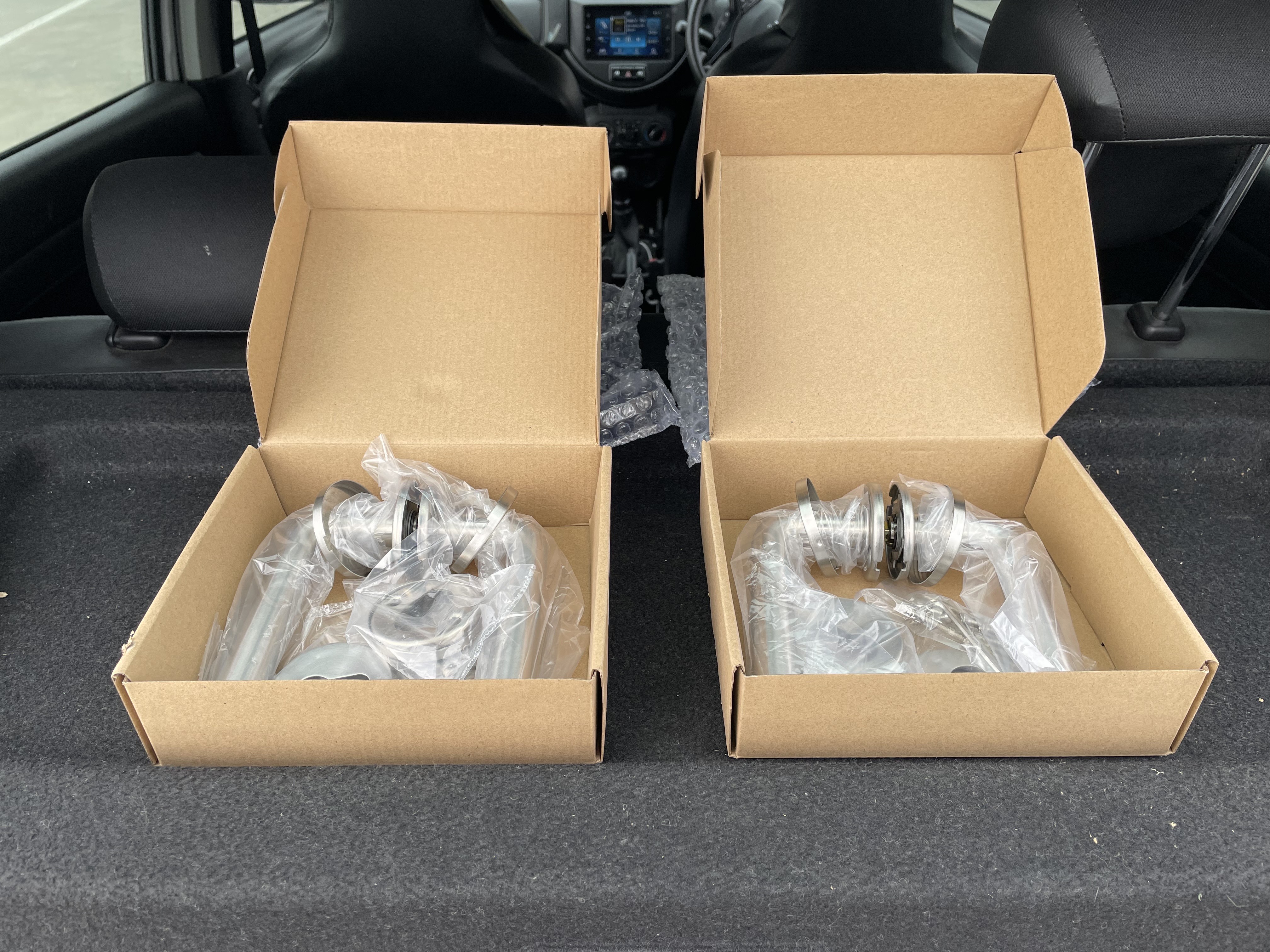 Door handle replacement in Rosebank apartment - Rosebank Locksmiths